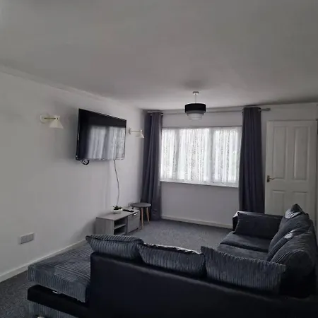 Holiday home Immaculate 3bedroom House In Birmingham